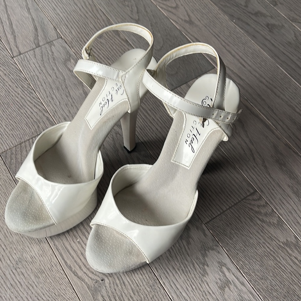 White High Heels - Picture 2 of 7